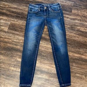 AE OUTFITTERS Super Low Rise Jegging Jeans! Sz 4